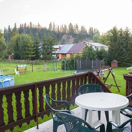 Hacjenda - Apartamenty I Pokoje Goscinne Чарна-Гура Экстерьер фото