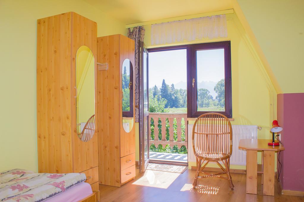 Hacjenda - Apartamenty I Pokoje Goscinne Чарна-Гура Экстерьер фото