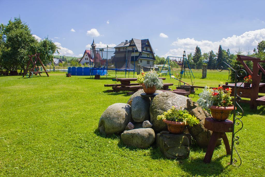 Hacjenda - Apartamenty I Pokoje Goscinne Чарна-Гура Экстерьер фото